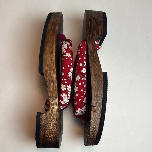GETA Japanese Wooden Slippers. Authentic. - Picture 4 of 6
